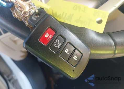 2017 Toyota Highlander Xle z USA, uszkodzony, nr VIN 5TDJZRFH7HS520748